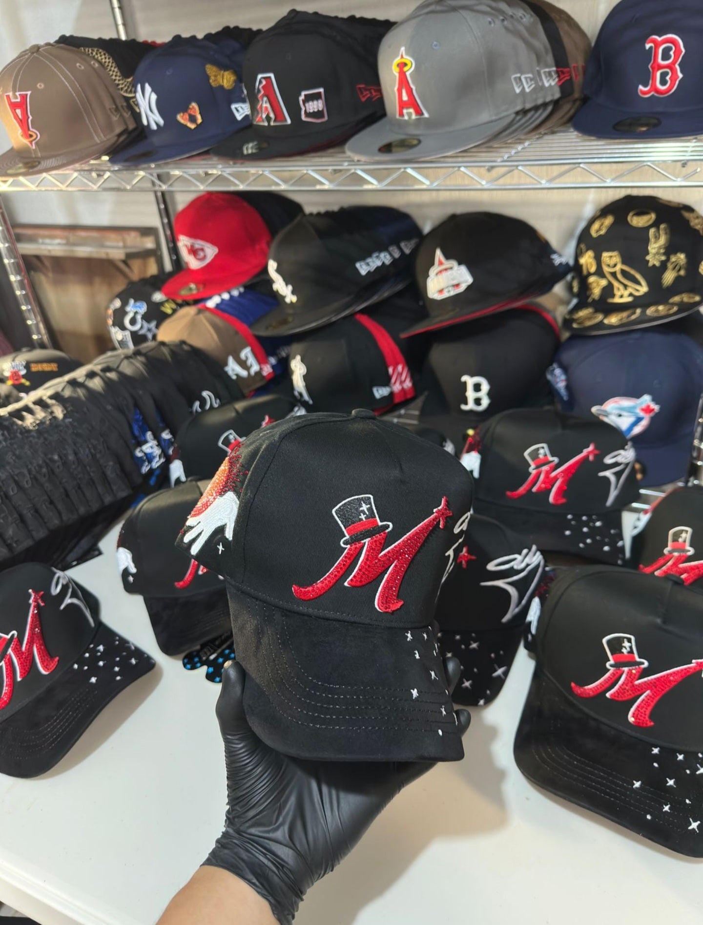 31 hats el mago rojo